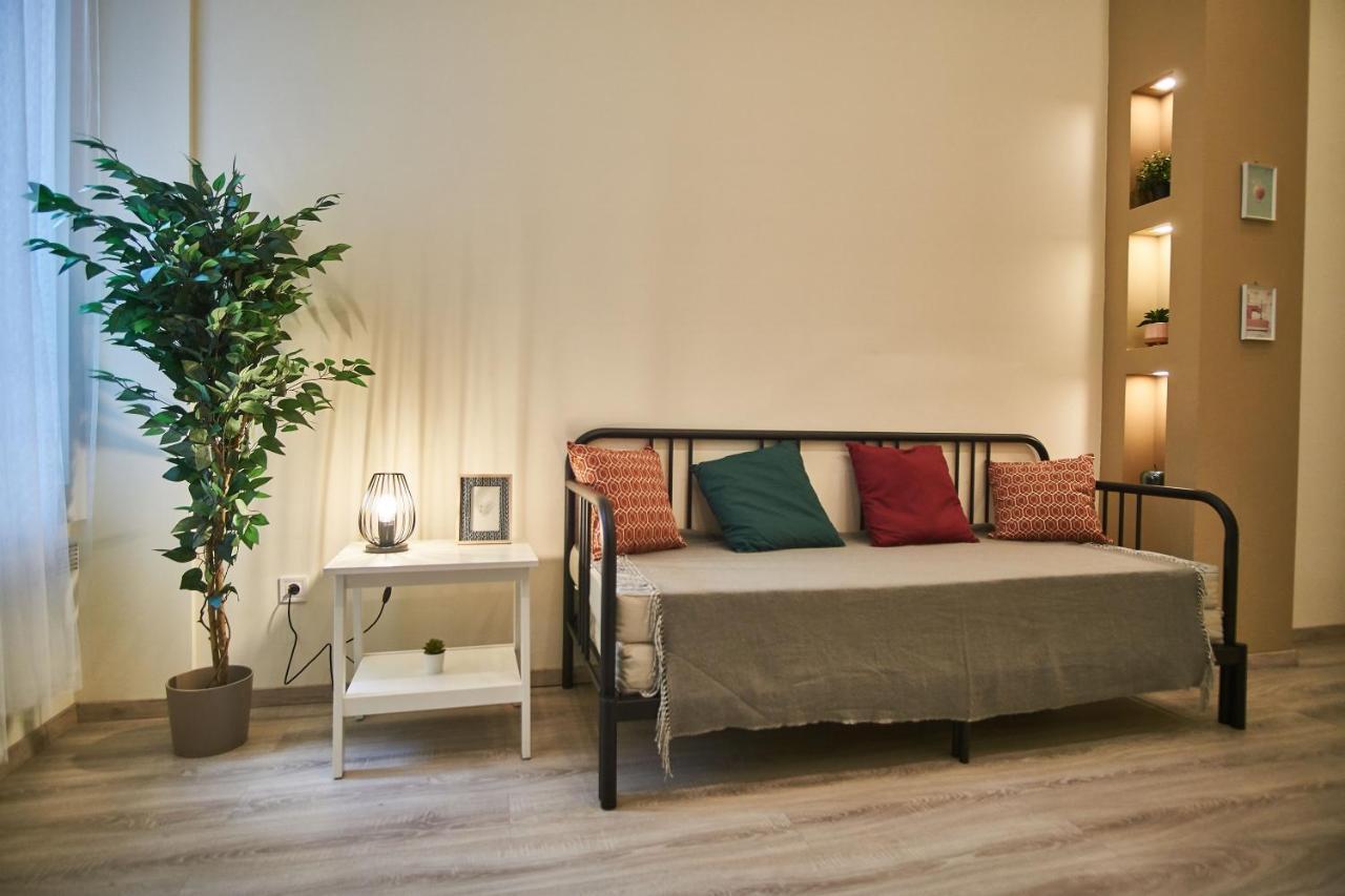F4 Design Apartment- بودابست المظهر الخارجي الصورة