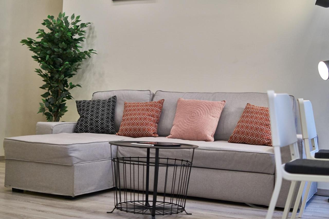 F4 Design Apartment- بودابست المظهر الخارجي الصورة